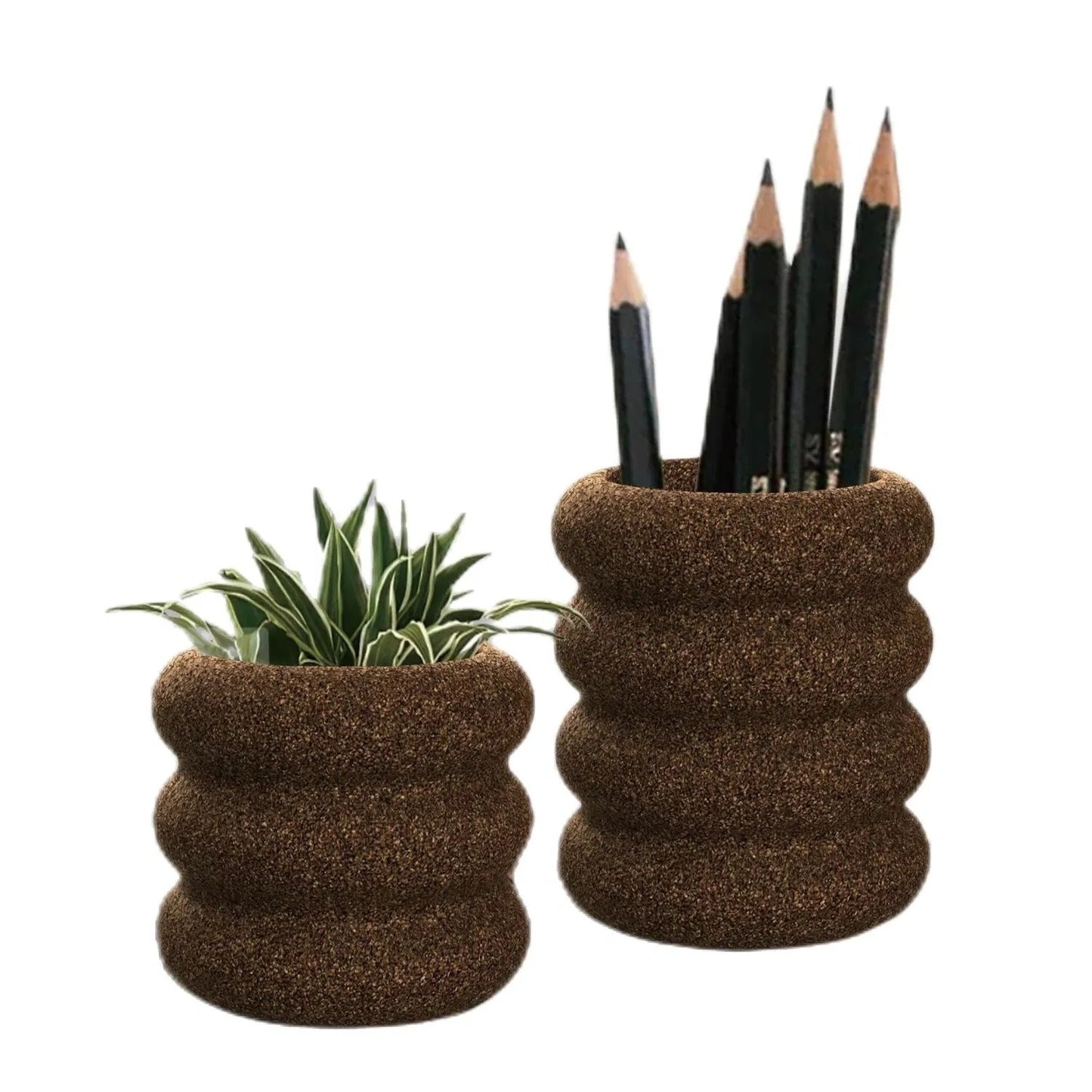 Ripple-Shaped Cork Desktop Pen Holder Set - detail view